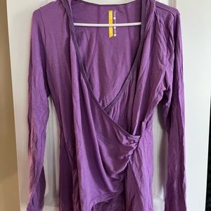 Lole active wear top with hood